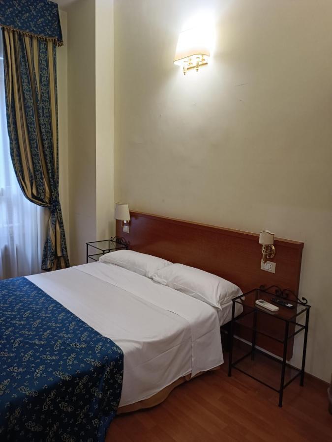 Double Room,1480745453:JPEG