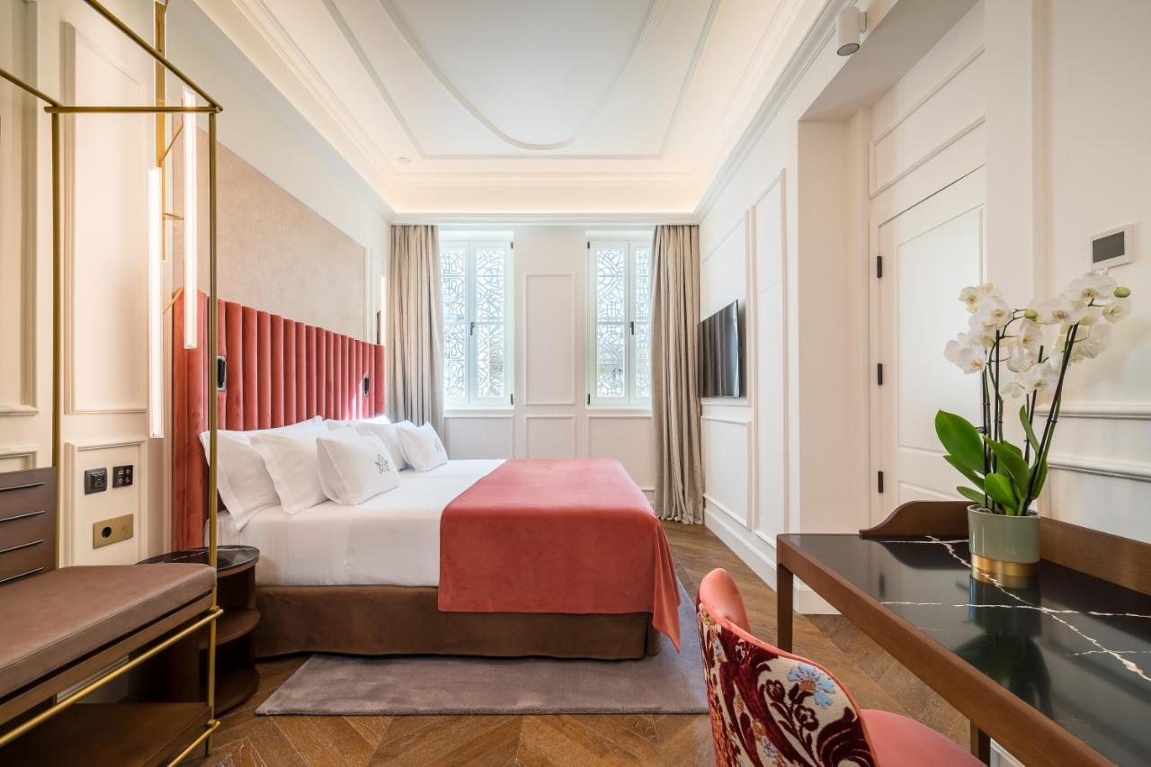 Deluxe Room,1480877915:JPEG