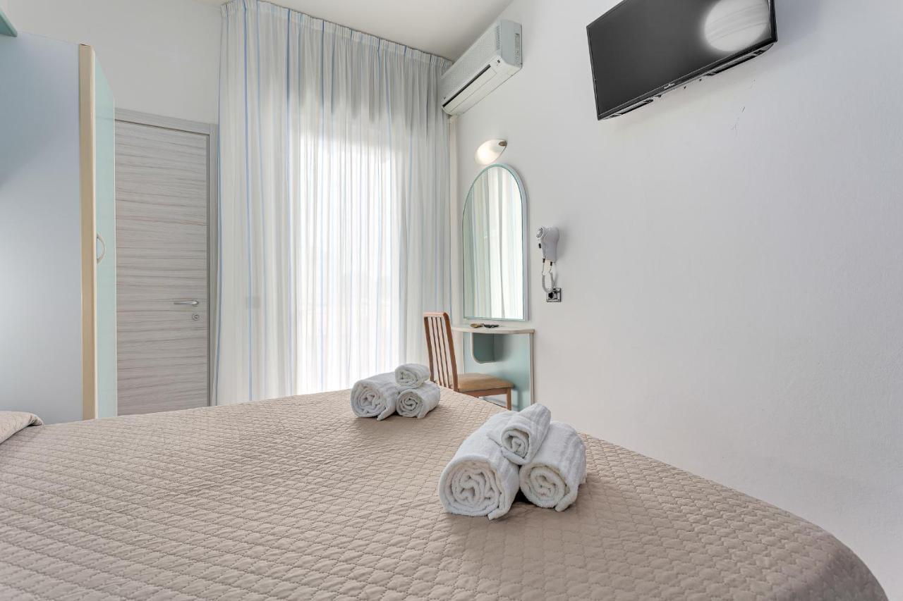 Double Room,1481251787:JPEG