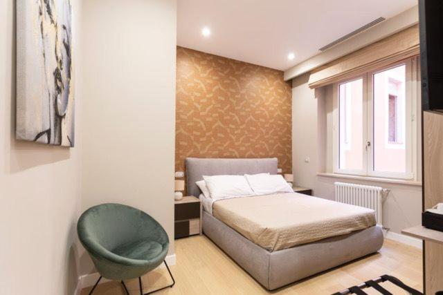 Double Room,1482017387:JPEG