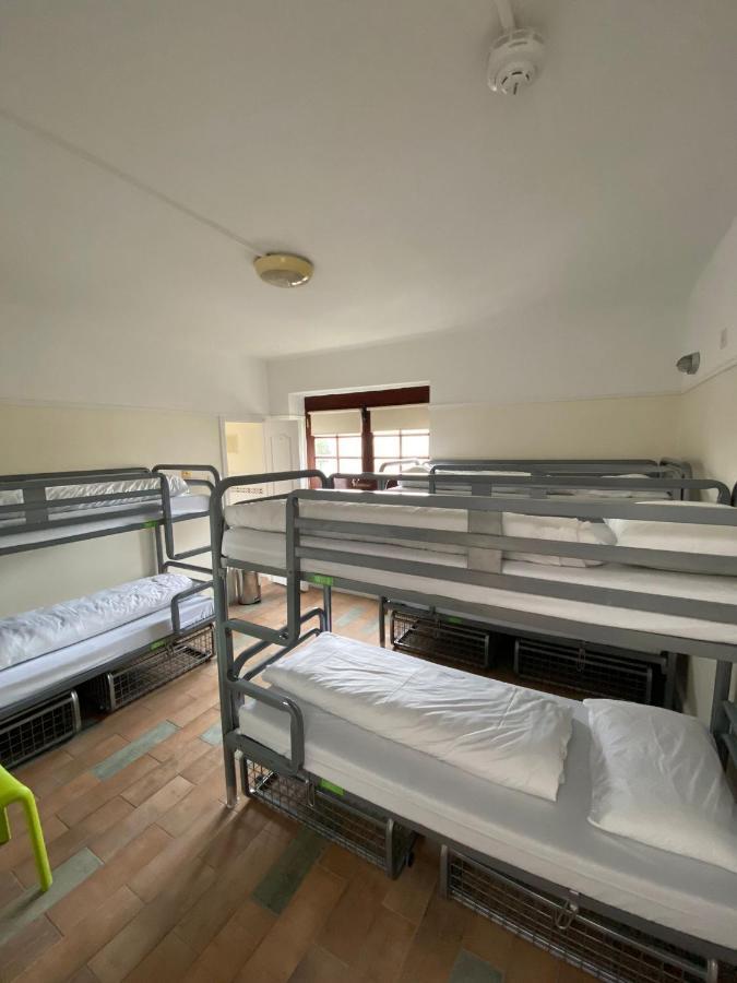 6-Bed Private Room,1483151309:JPEG
