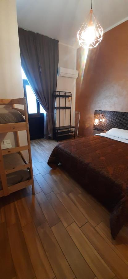 Quadruple Room,1483325069:JPEG