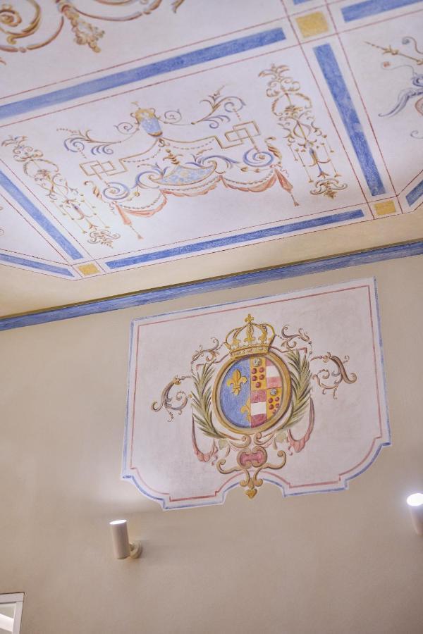 King Room,1484904938:JPEG