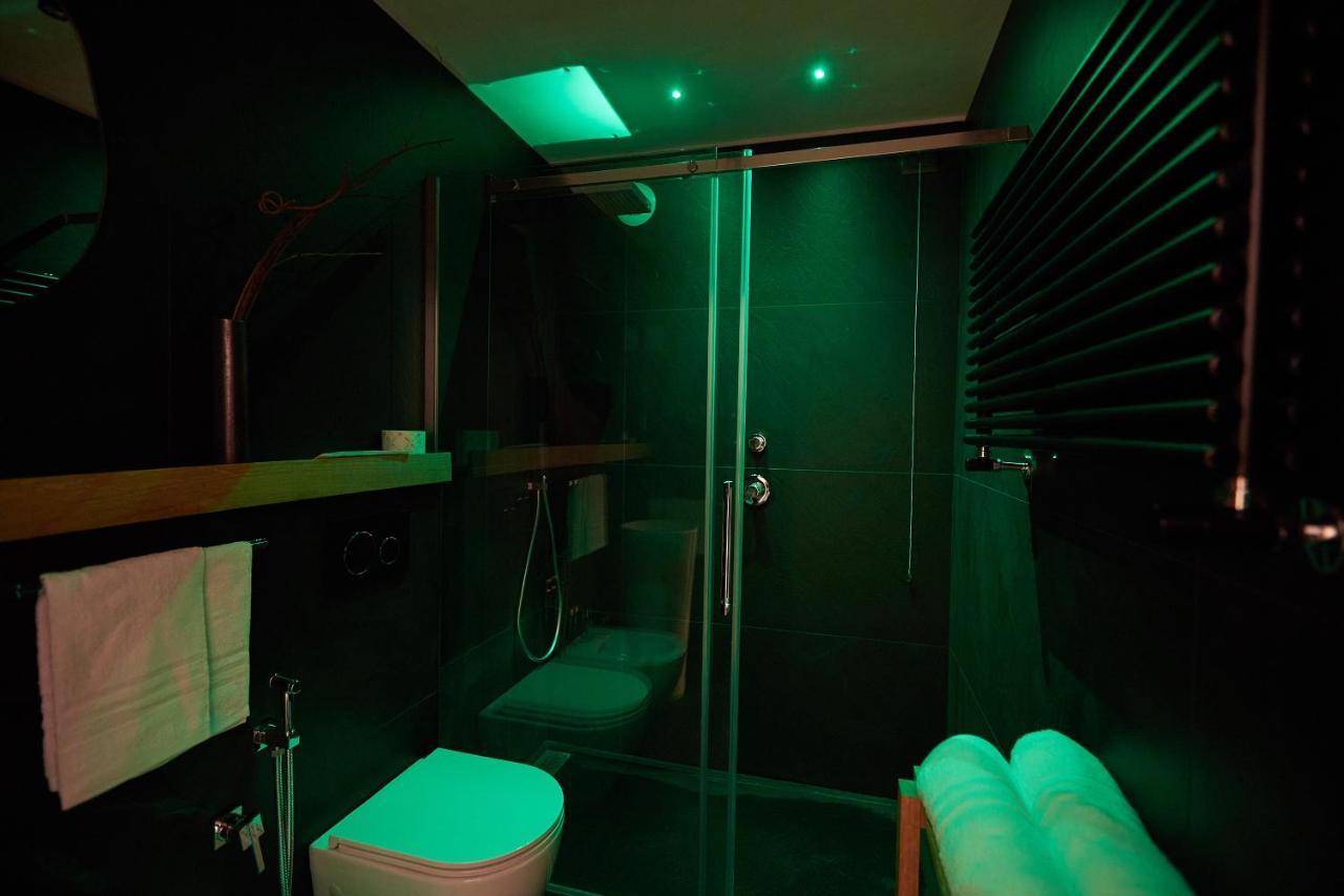 Double Room Private Bathroom