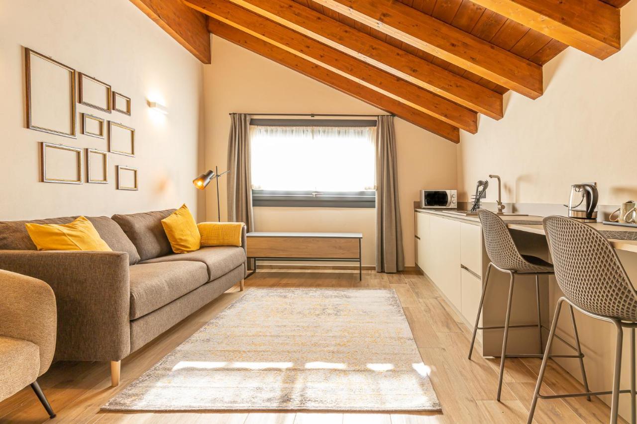 Deluxe Apartment,1487596798:JPEG