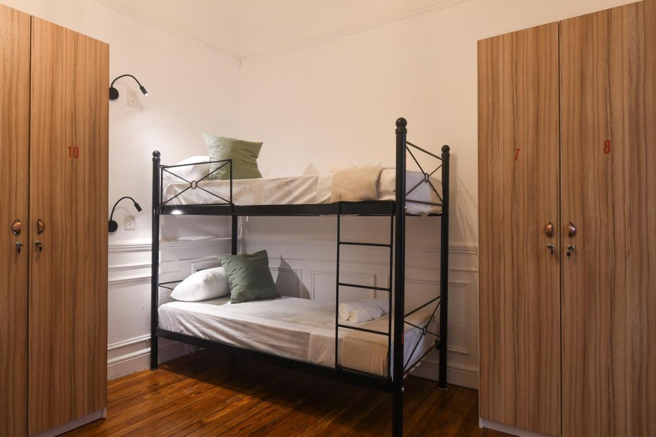 Single Bed Male Dormitory Room,1743609170:JPEG