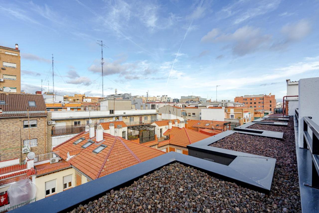 Studio Balcony