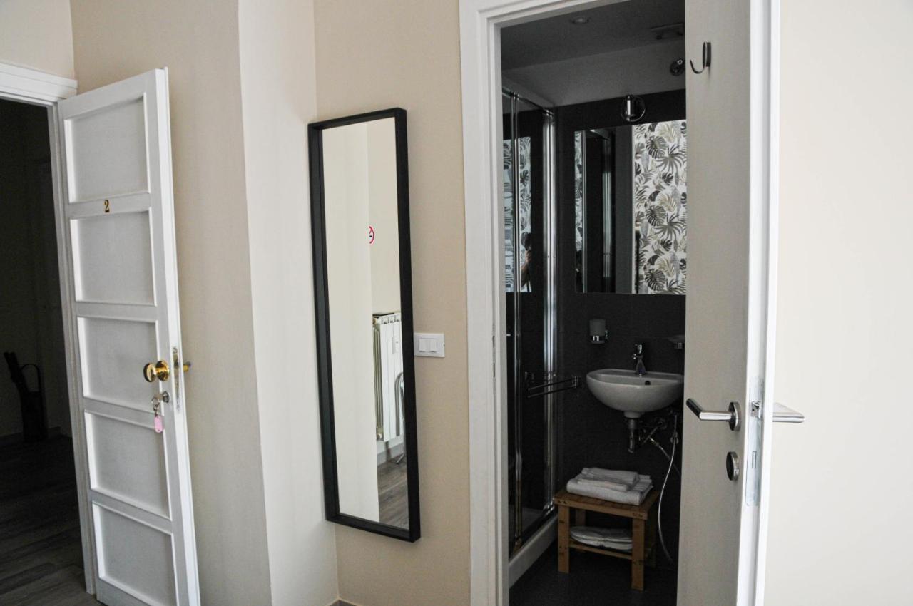 Double Room with Private Bathroom,1538117194:JPEG