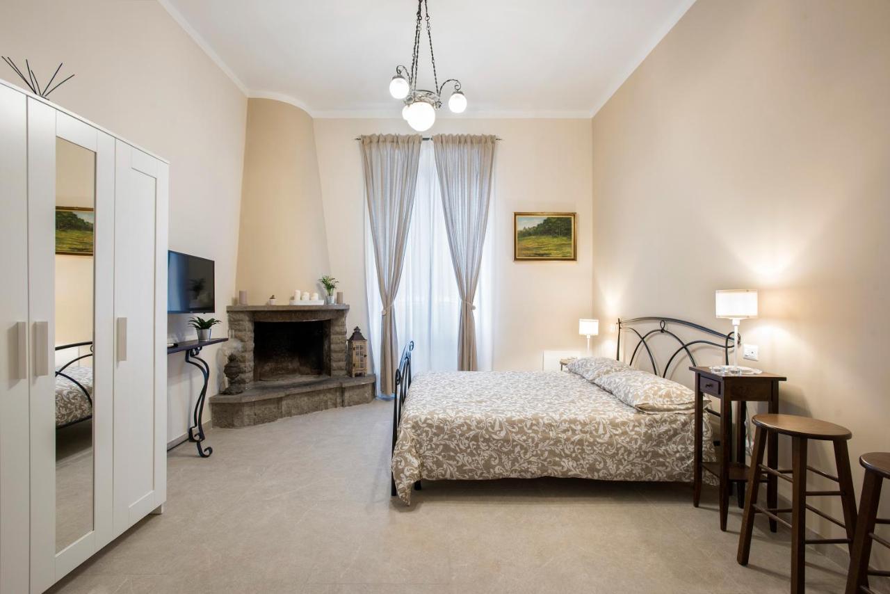 Deluxe Room,1497717613:JPEG