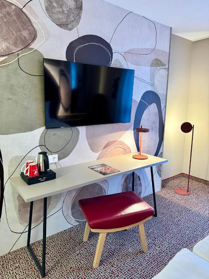 Junior Suite,1212166114:JPEG