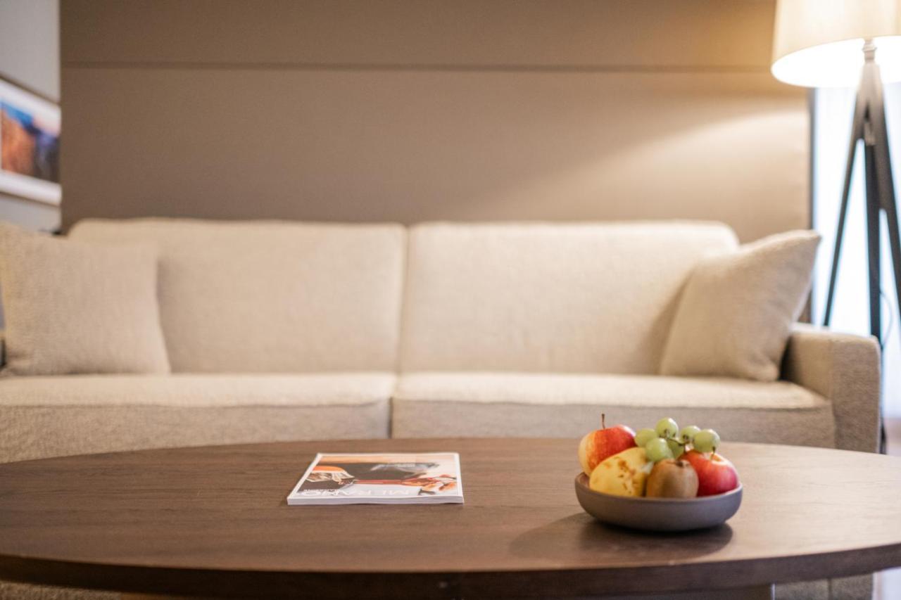 Suite Balcony,1498512835:JPEG