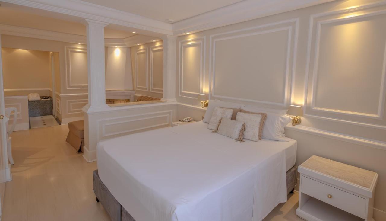 King Suite Spa Bath,1499209972:JPEG