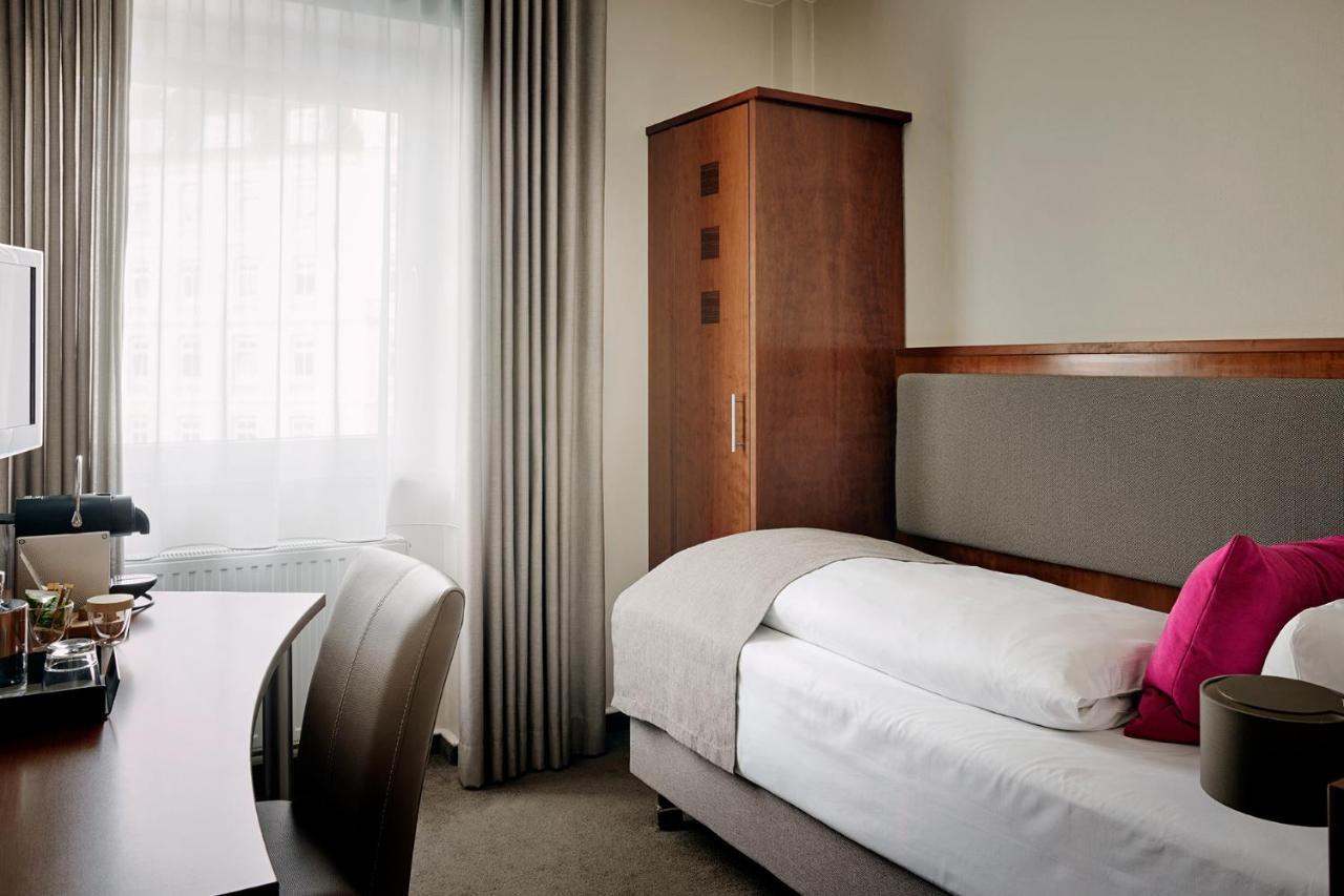 Single Room,1498644400:JPEG