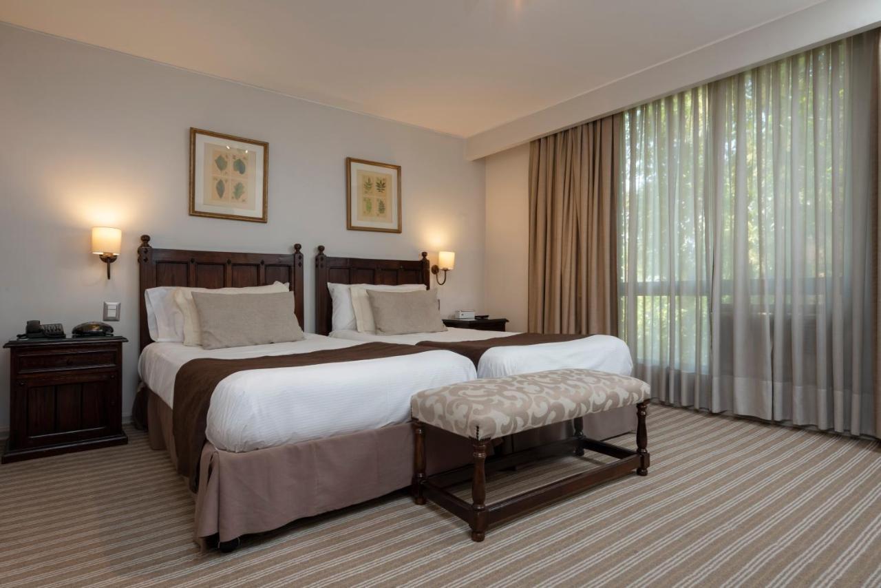 Deluxe Room,1498668337:JPEG