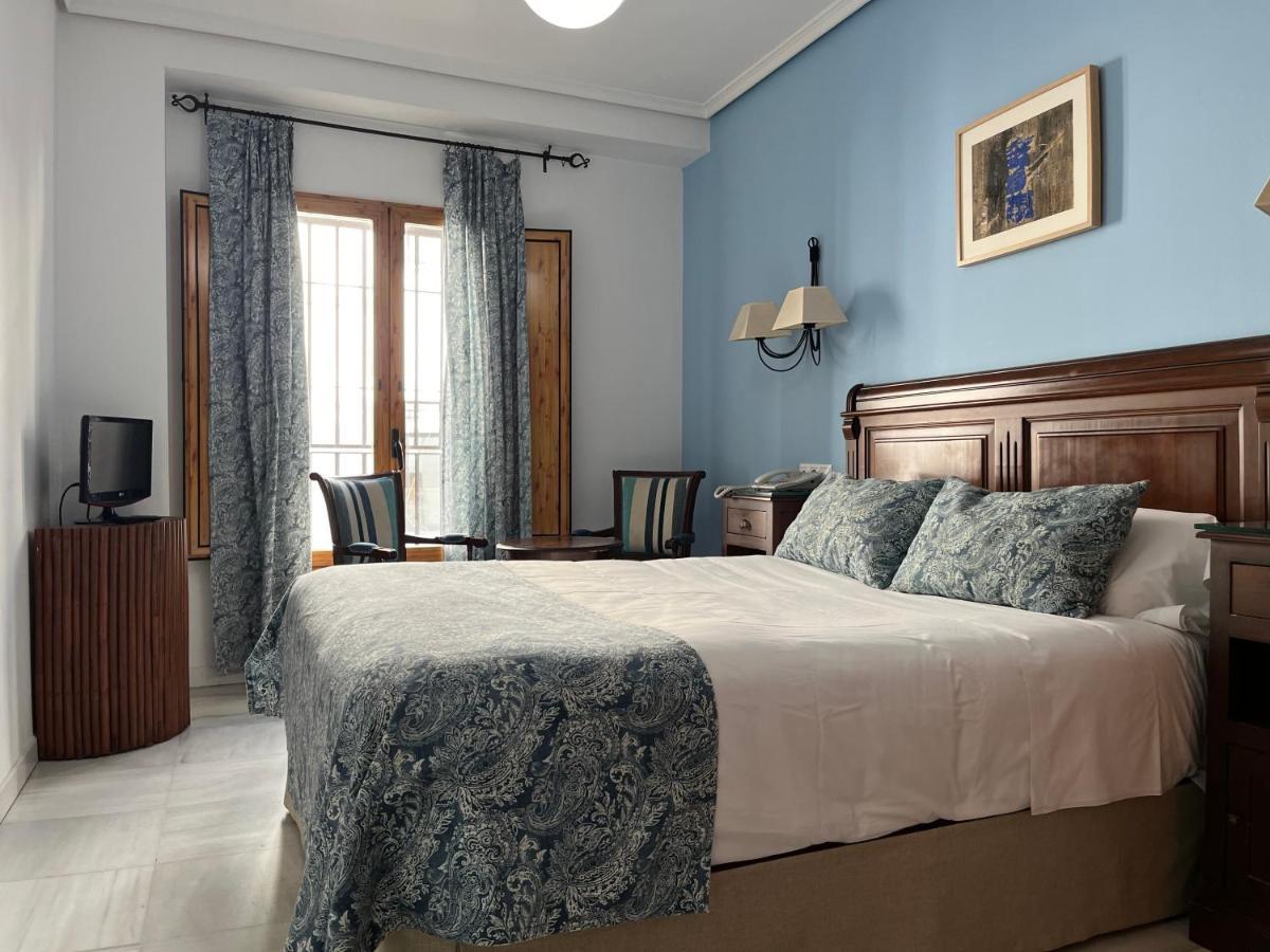 Single Room,74505251:JPEG