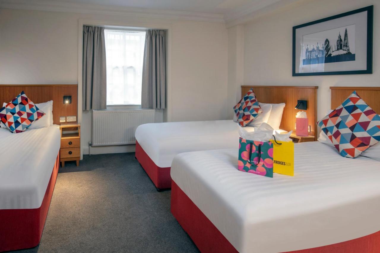 Standard Room With Three Single Beds,1526931304:JPEG