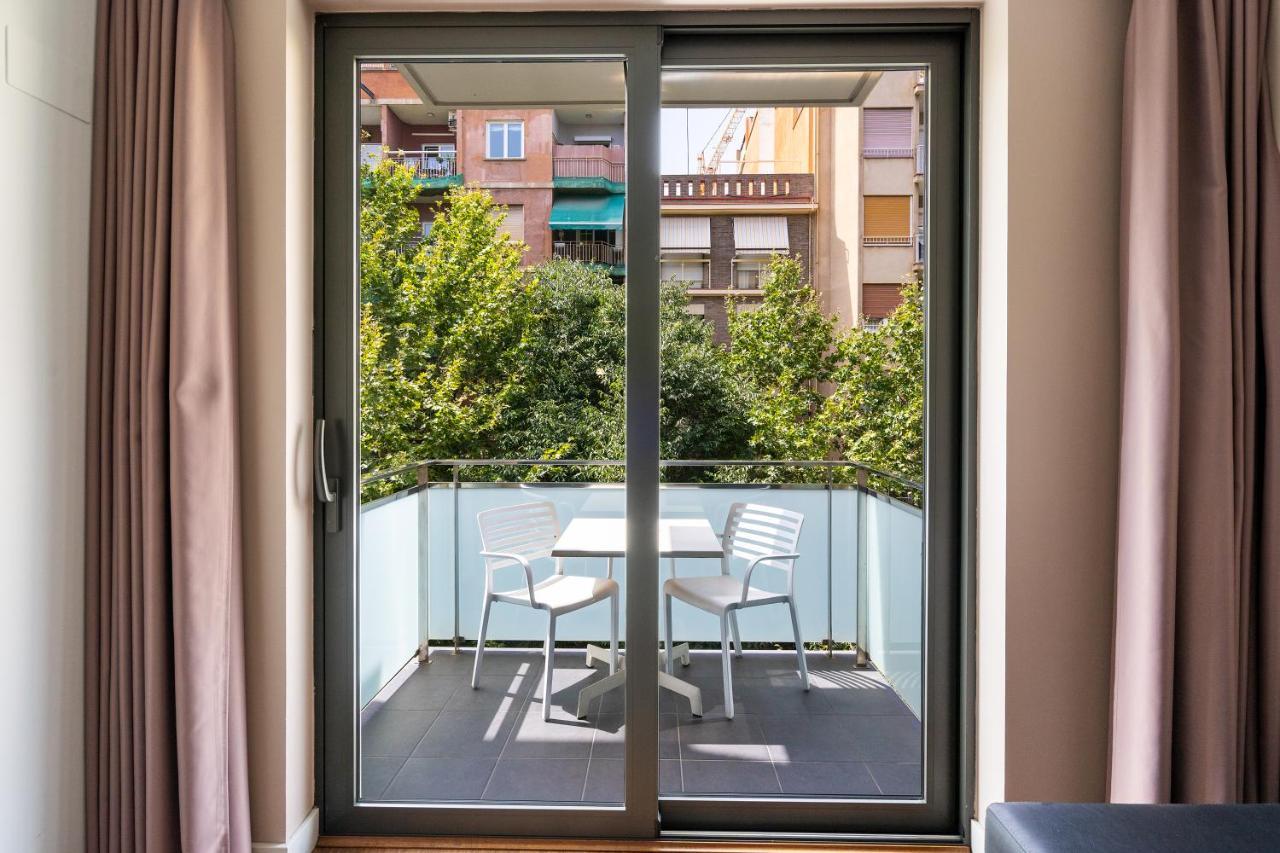 Three-Bedroom Apartment,1499341390:JPEG