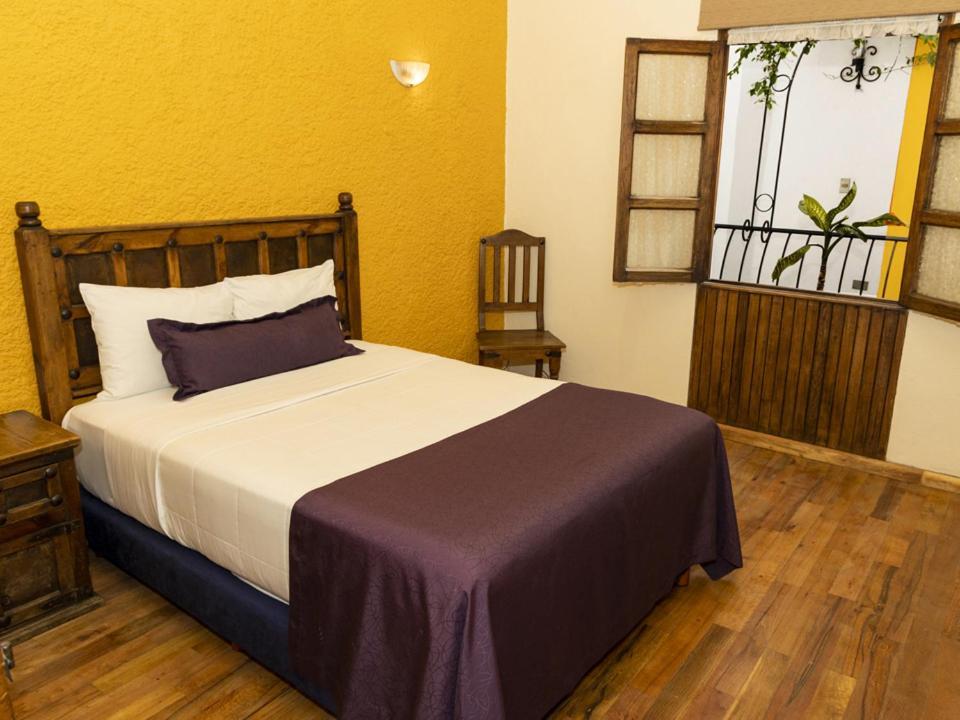 Standard Room 1 Queen,1523306929:JPEG