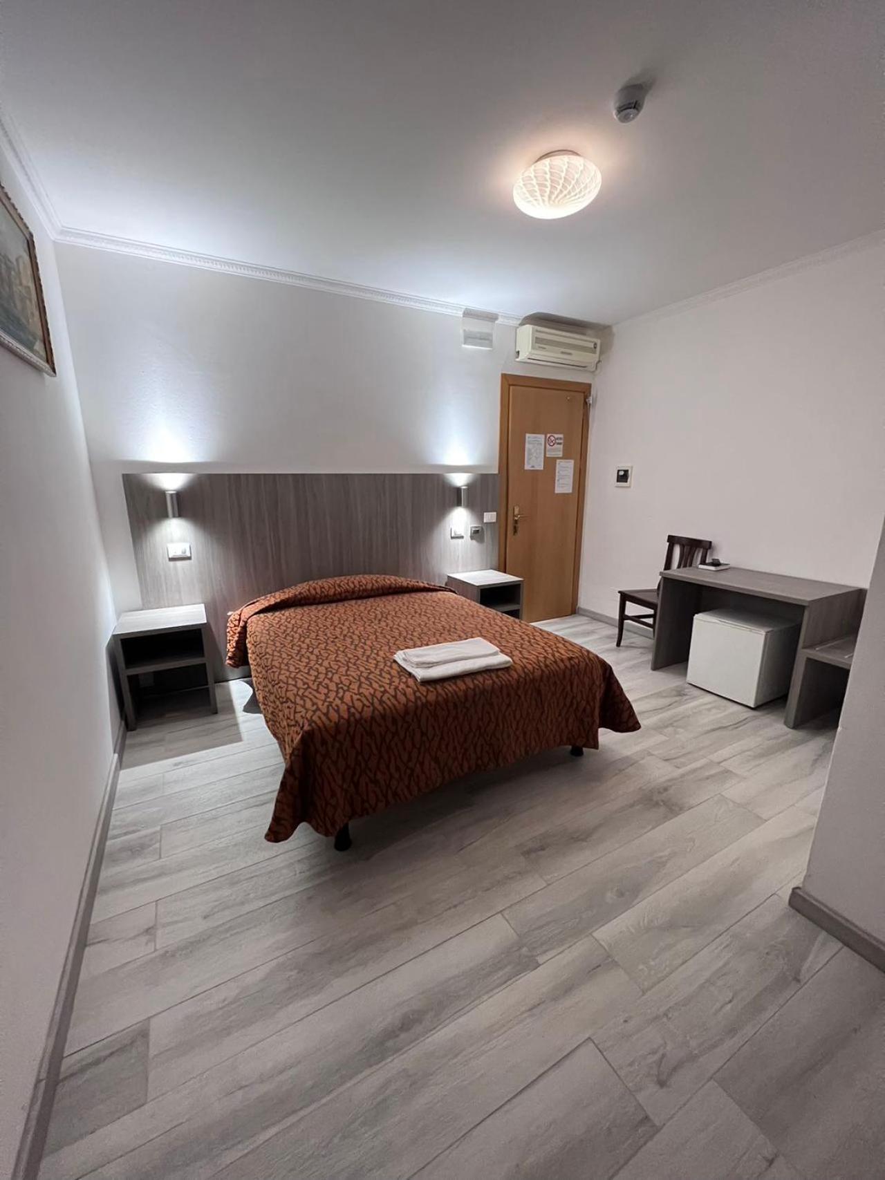 Single Room,1499760679:JPEG