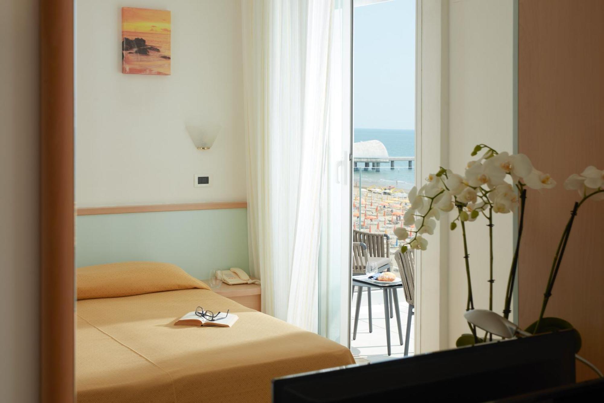 Double Room Balcony Sea View,1498888291:JPEG