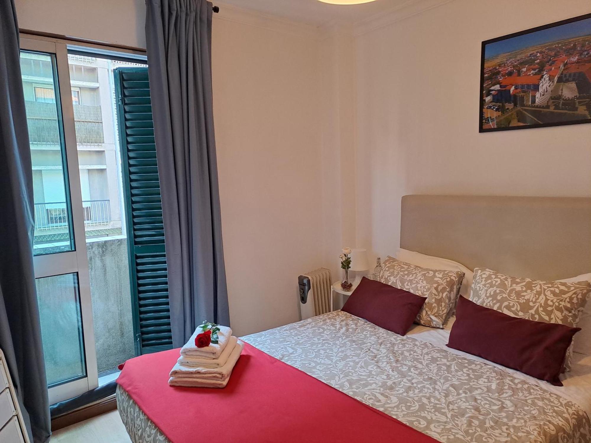 Double Room Shared Toilet,1498901641:JPEG