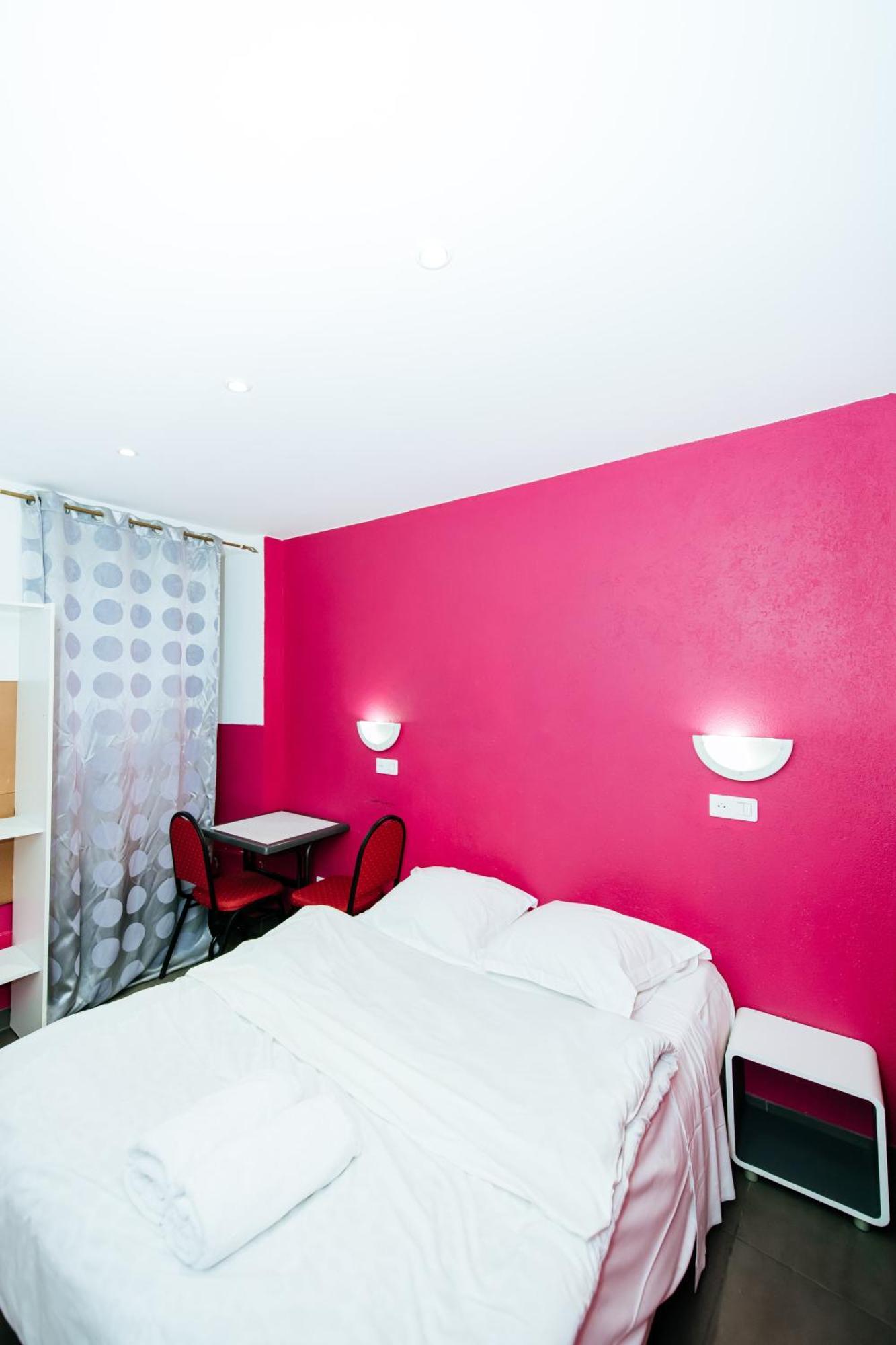 Single Room,1500271444:JPEG