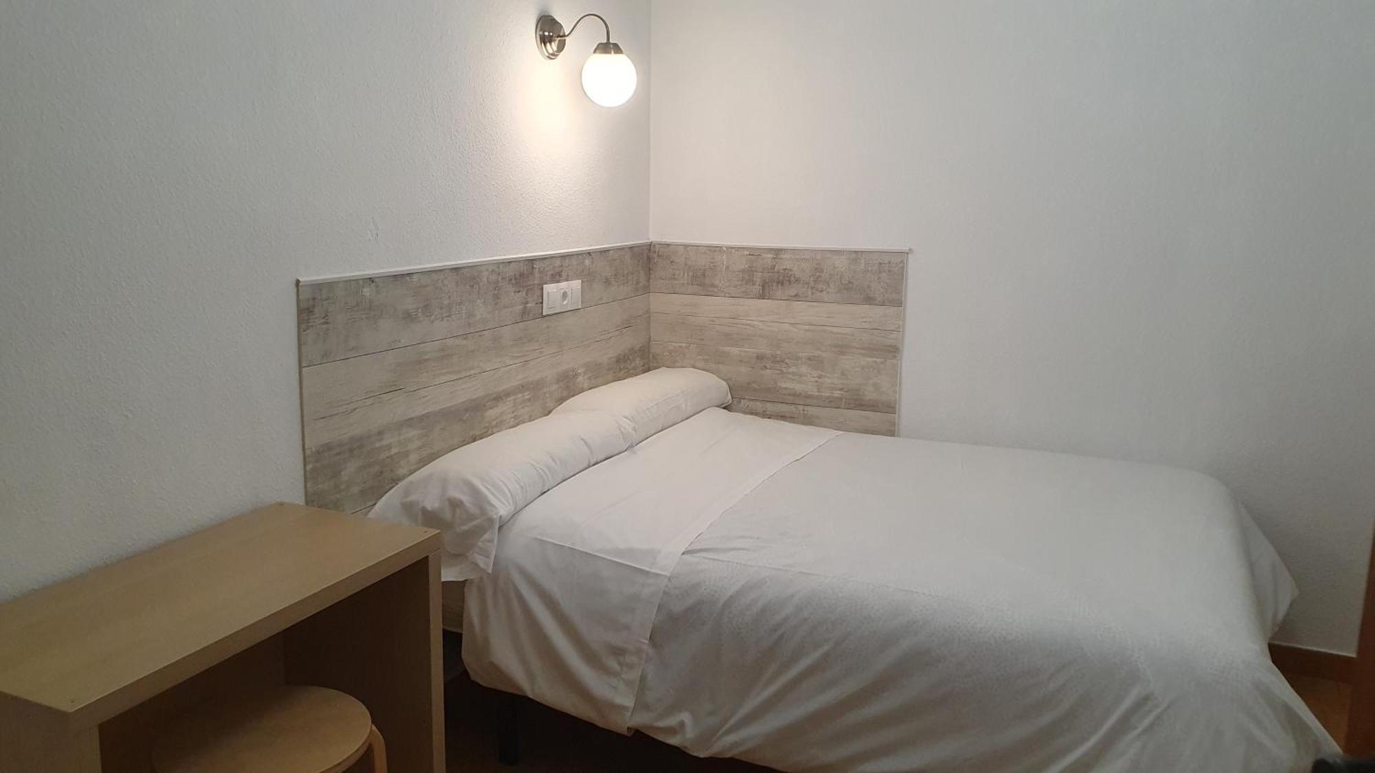 Double Room Private Bathroom,1499162725:JPEG