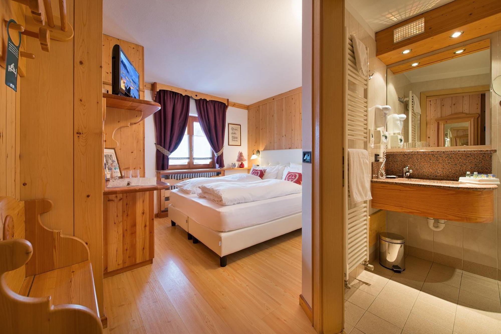 Basic Double or Twin Room