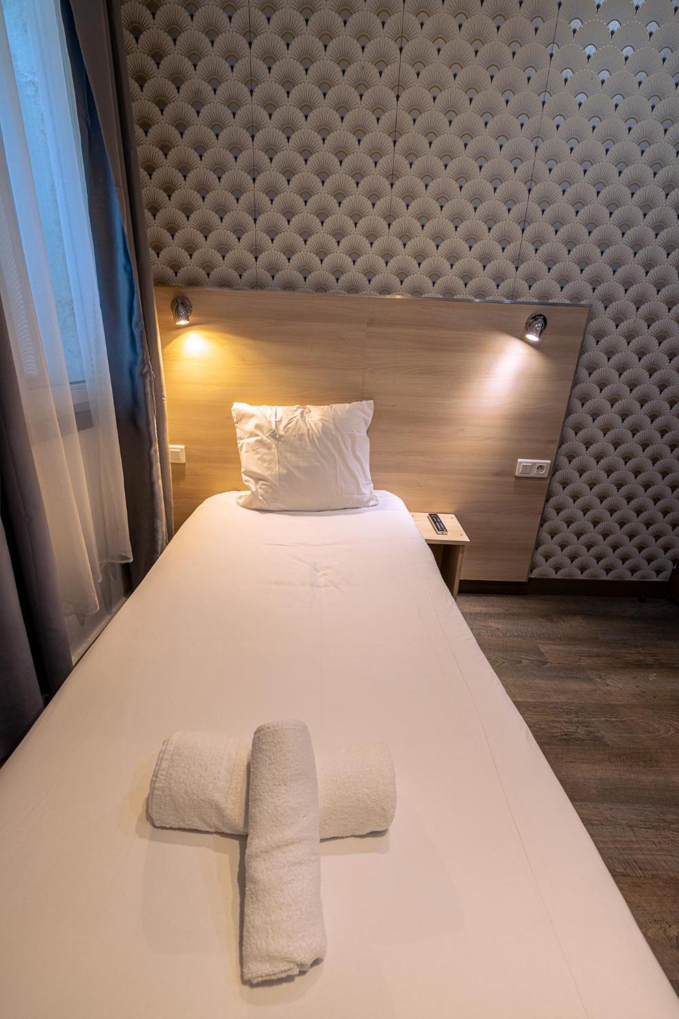 Standard Single Room,1501304569:JPEG