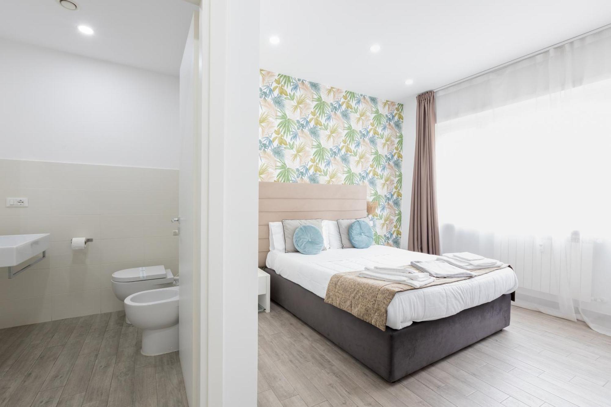 Standard Double Room,1499999938:JPEG