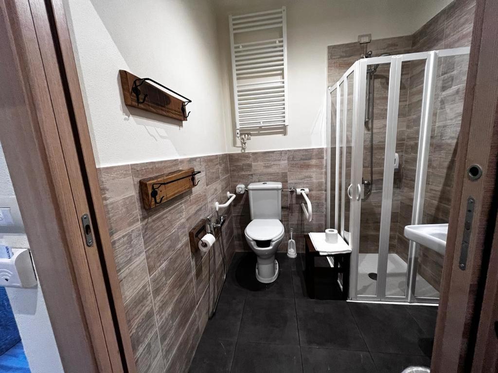 Double Room,1515016168:JPEG