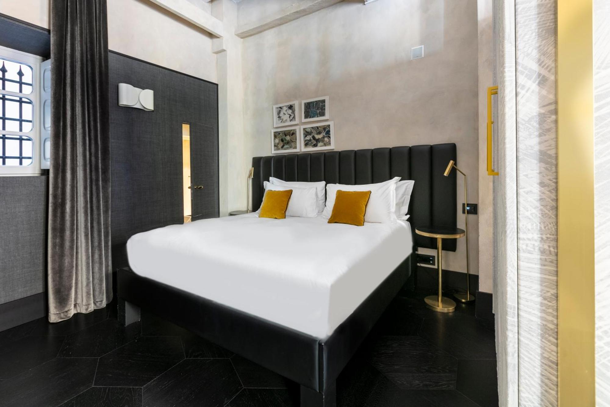 Large Studio Kitchen Sofa Bed,1499548330:JPEG