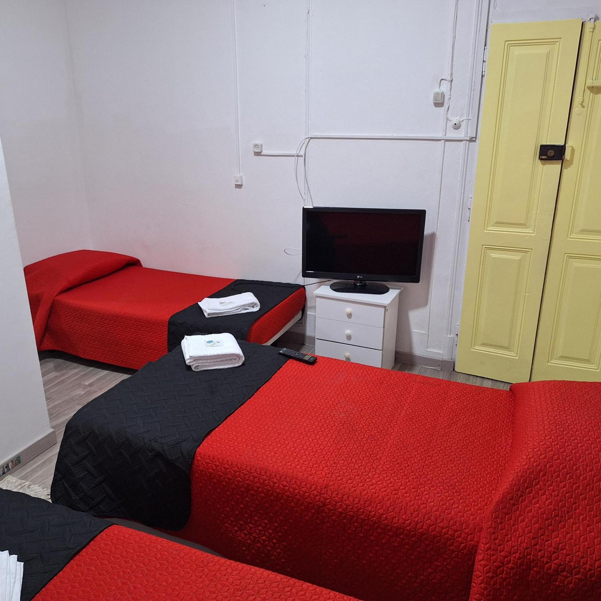 Triple Room Private Bathroom,1499816926:JPEG