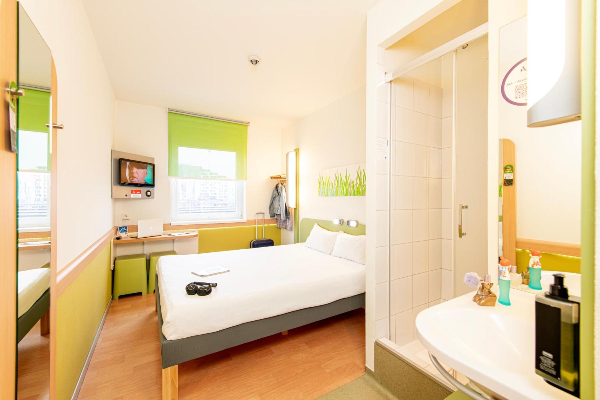 Standard Double Room,1705089348:JPEG