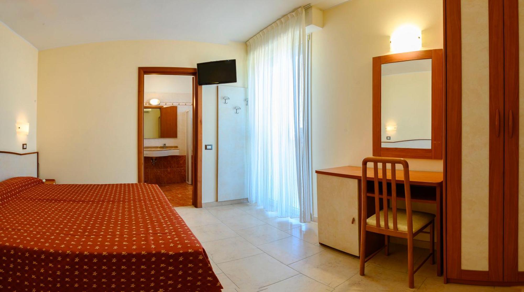 Standard Double or Twin Room Sea View