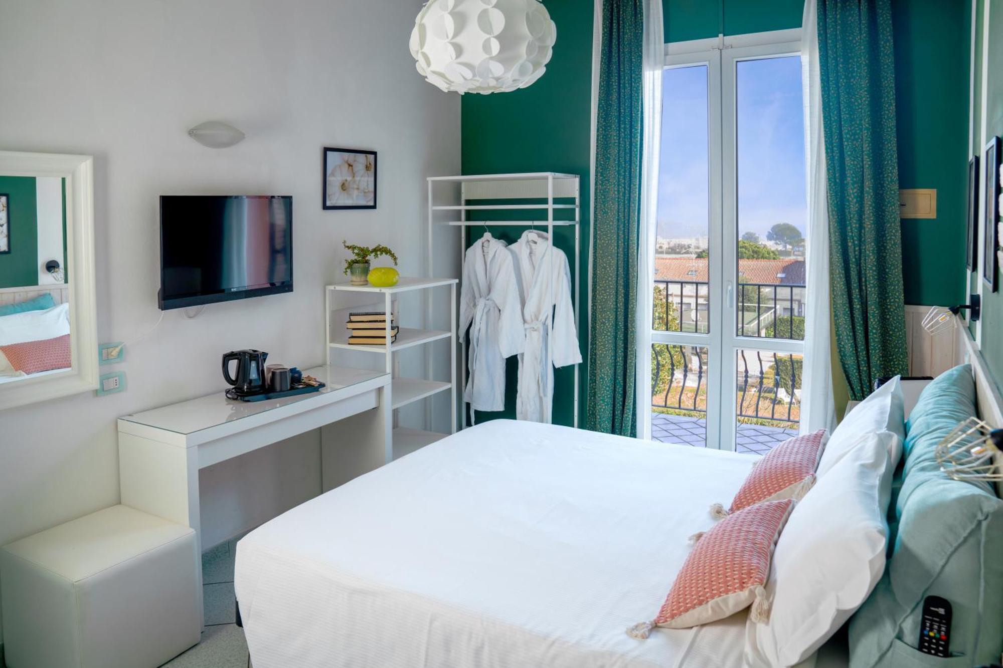 Deluxe Double Room Sea View