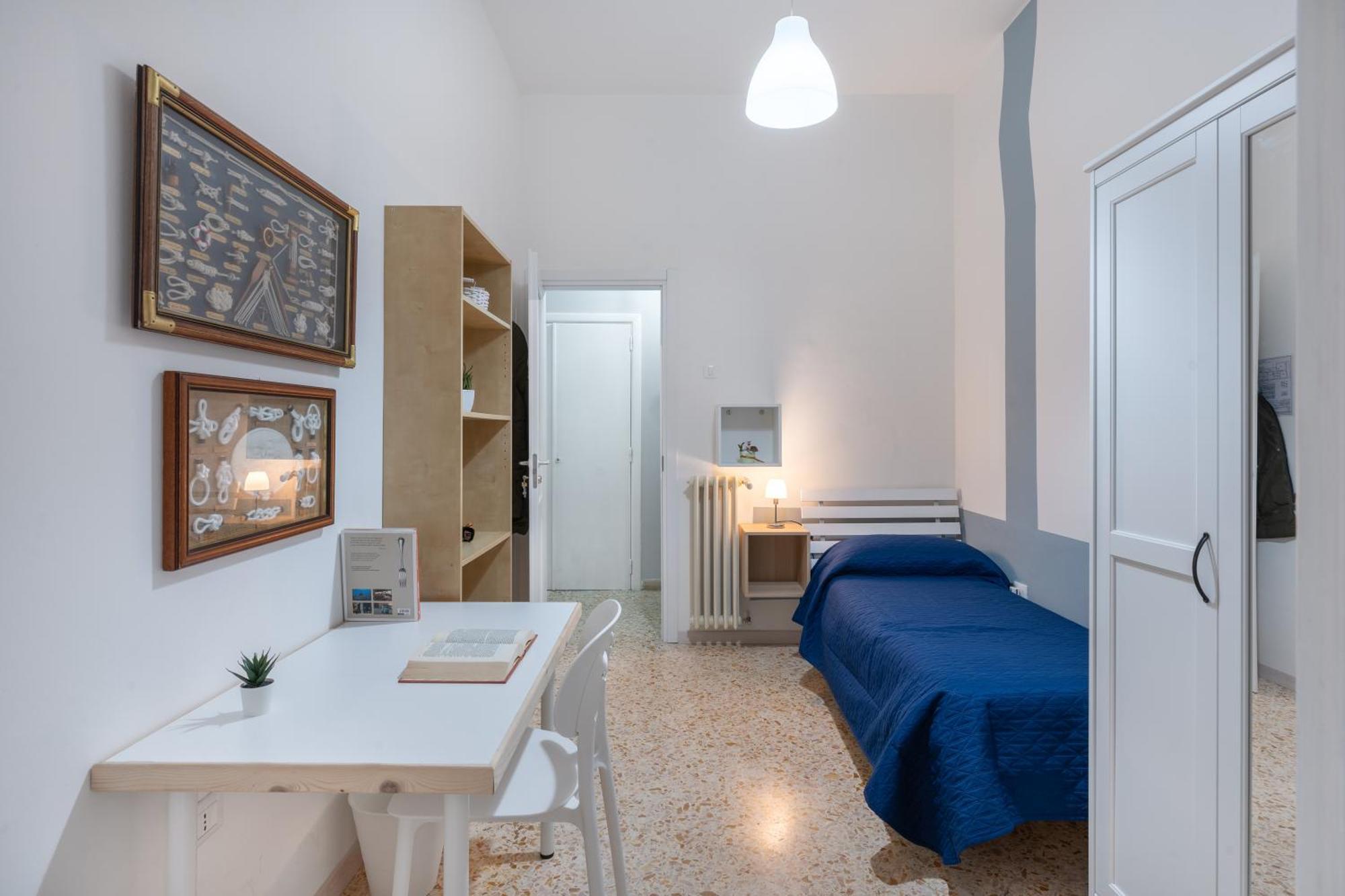 Single Room,1496010154:JPEG
