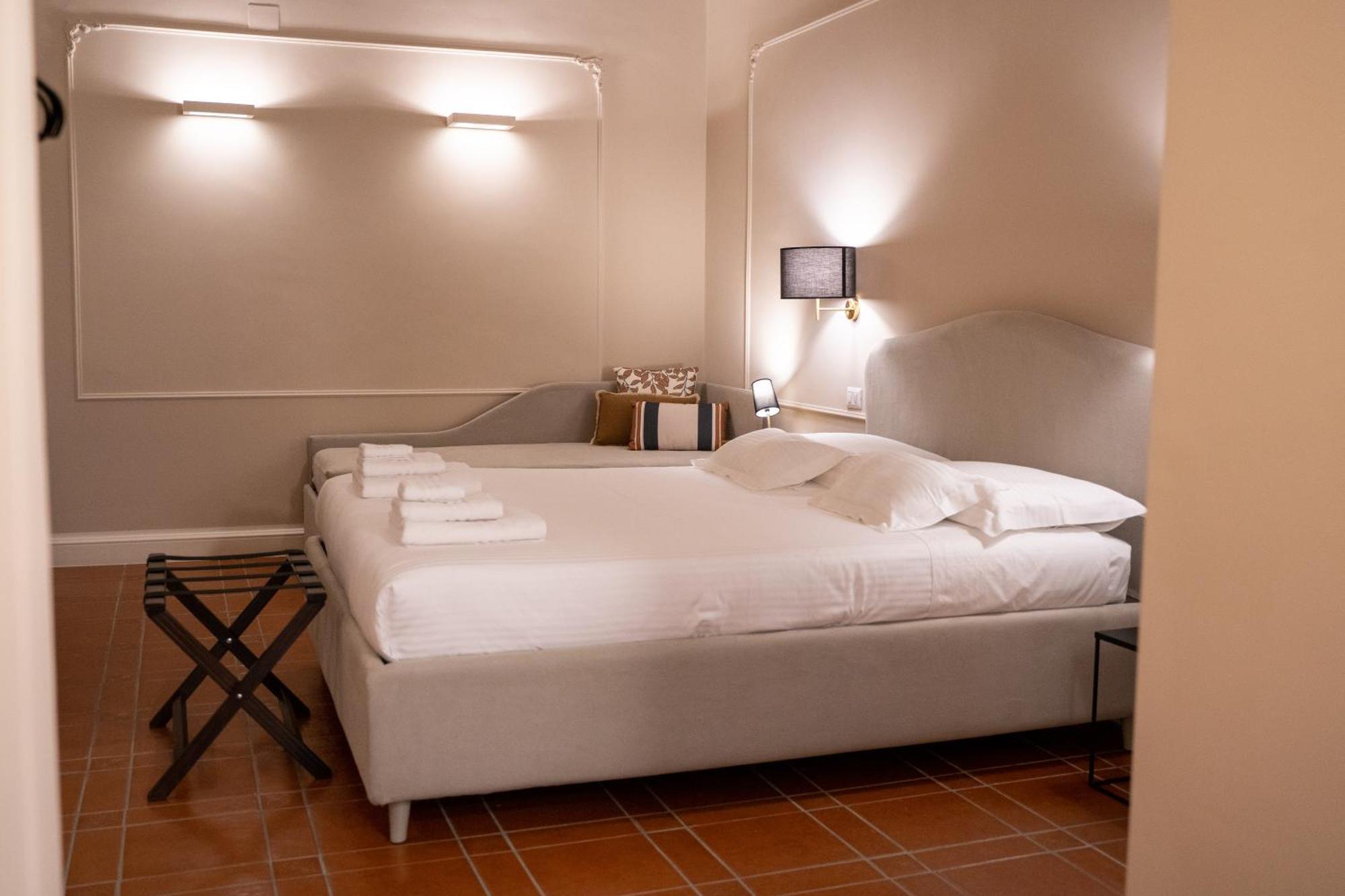 Comfort Triple Room