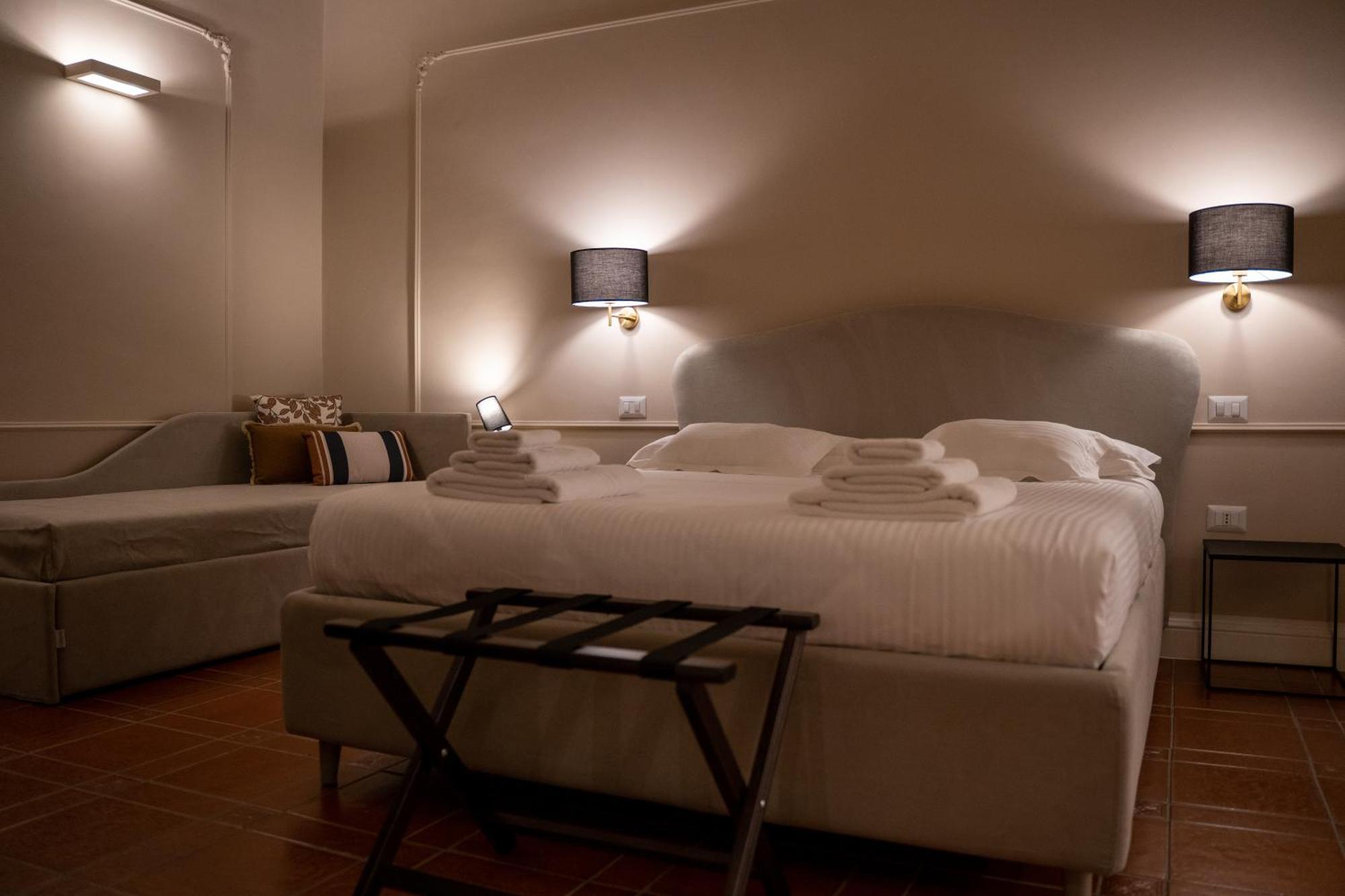 Comfort Triple Room