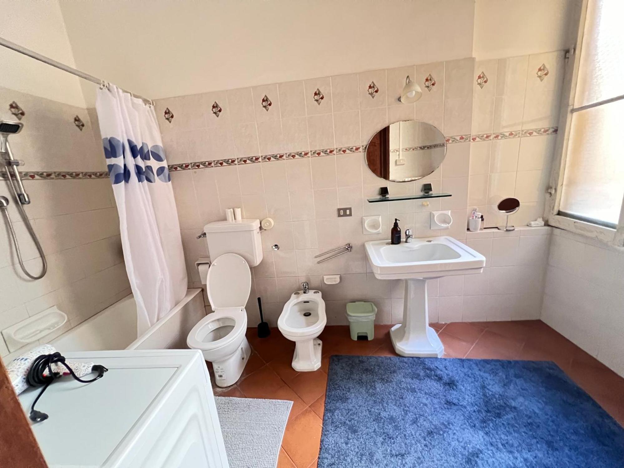 Habitación Individual con baño compartido