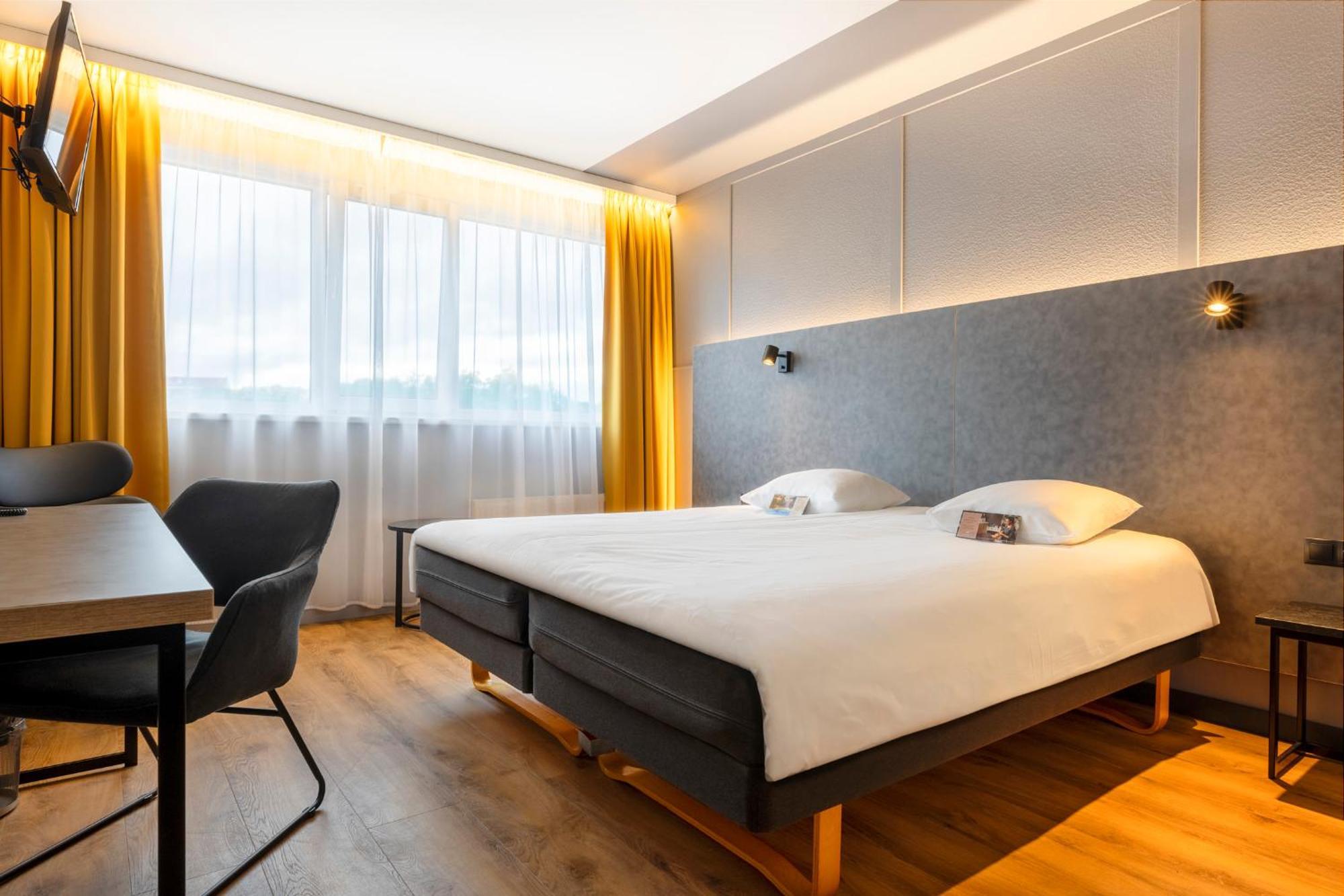 Classic Double or Twin Room Spa Access,836112569:JPEG