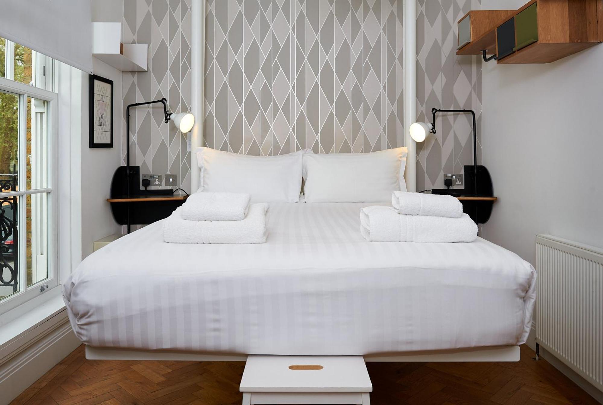 Double Room,1208773657:JPEG