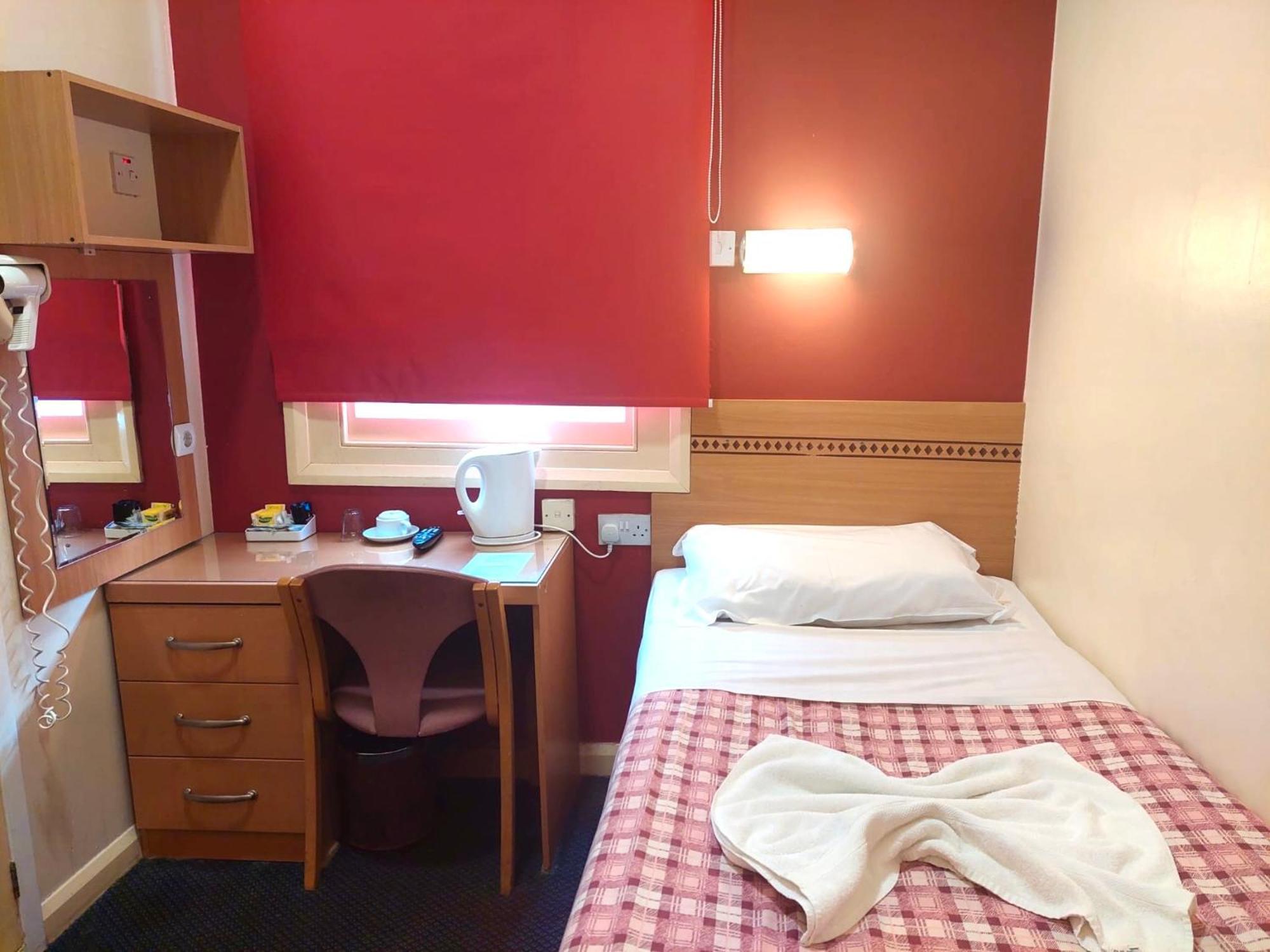Single Room private toilet shower,1516361518:JPEG