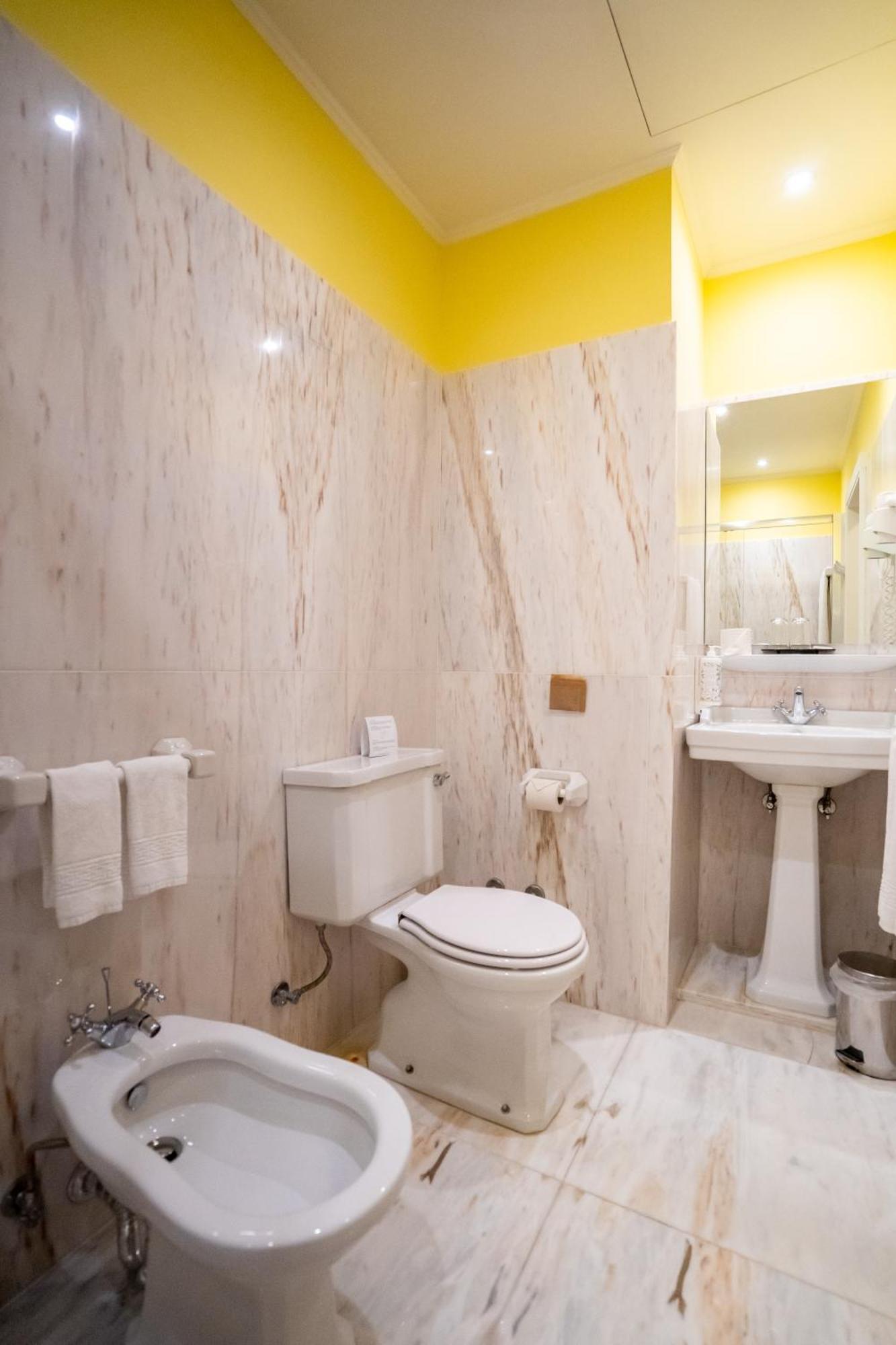 Classic Triple Room,1516423333:JPEG