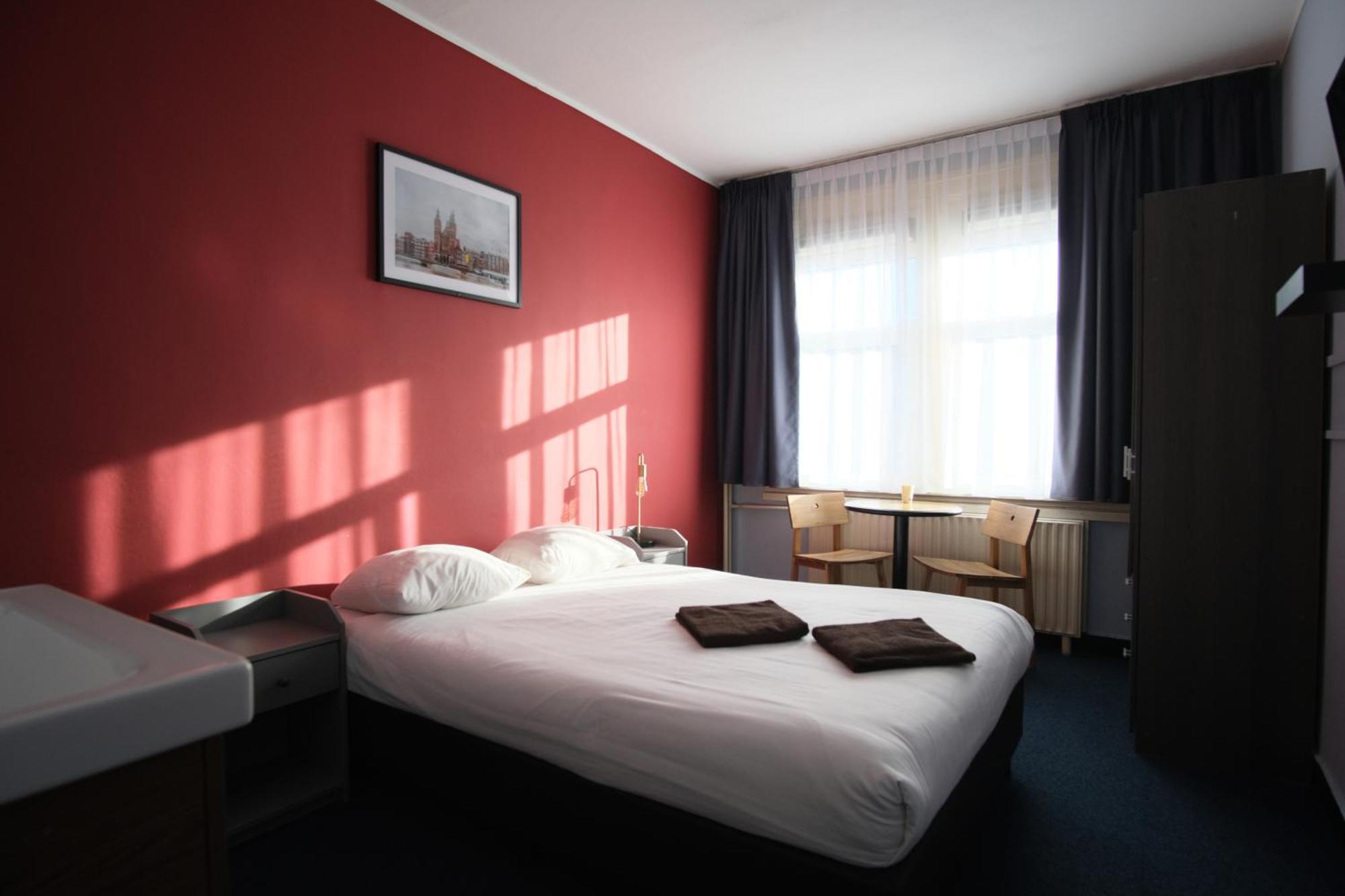 Double Room,1516412464:JPEG