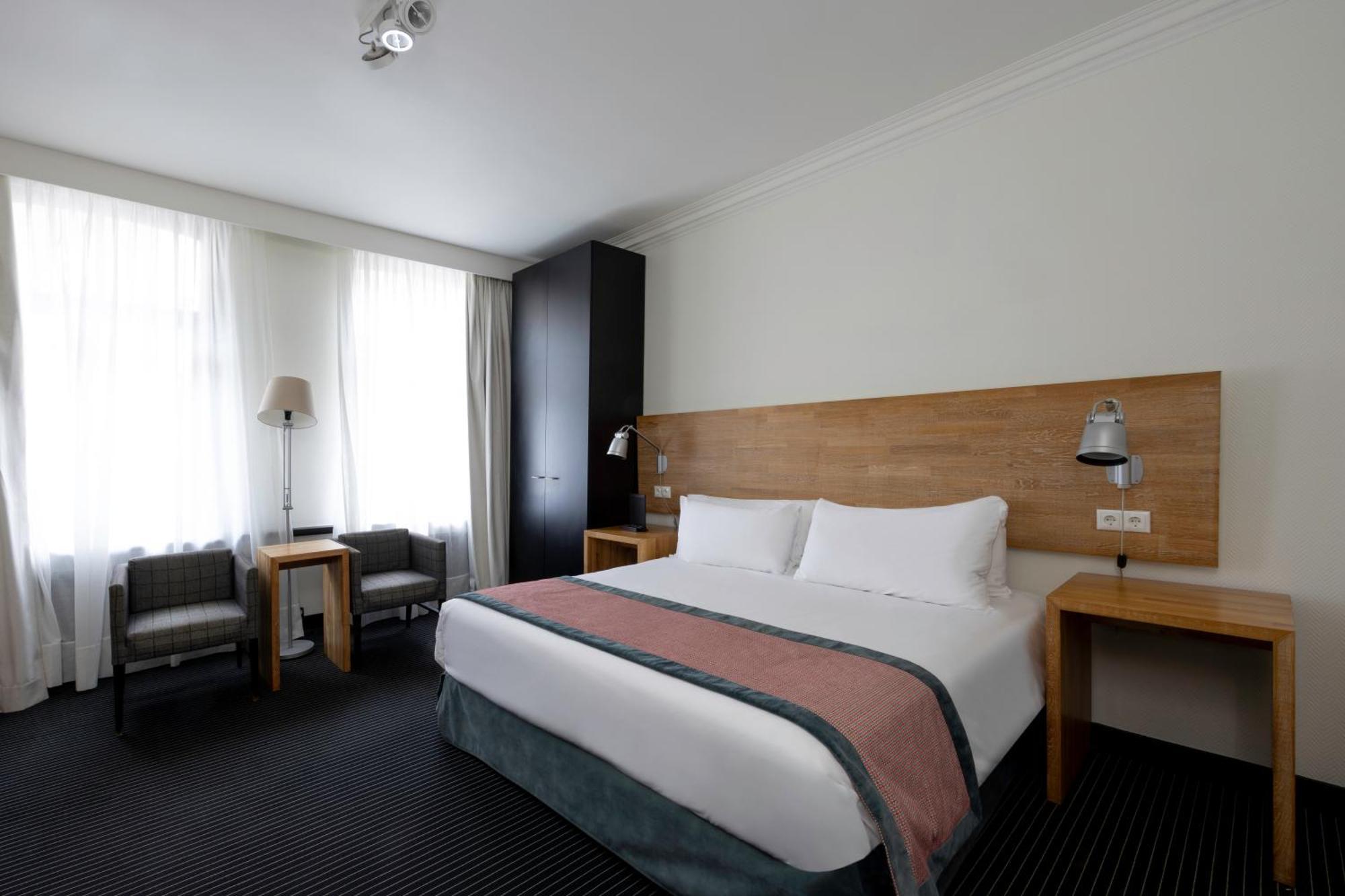 Executive Double Room with Spa Bath,1588035530:JPEG
