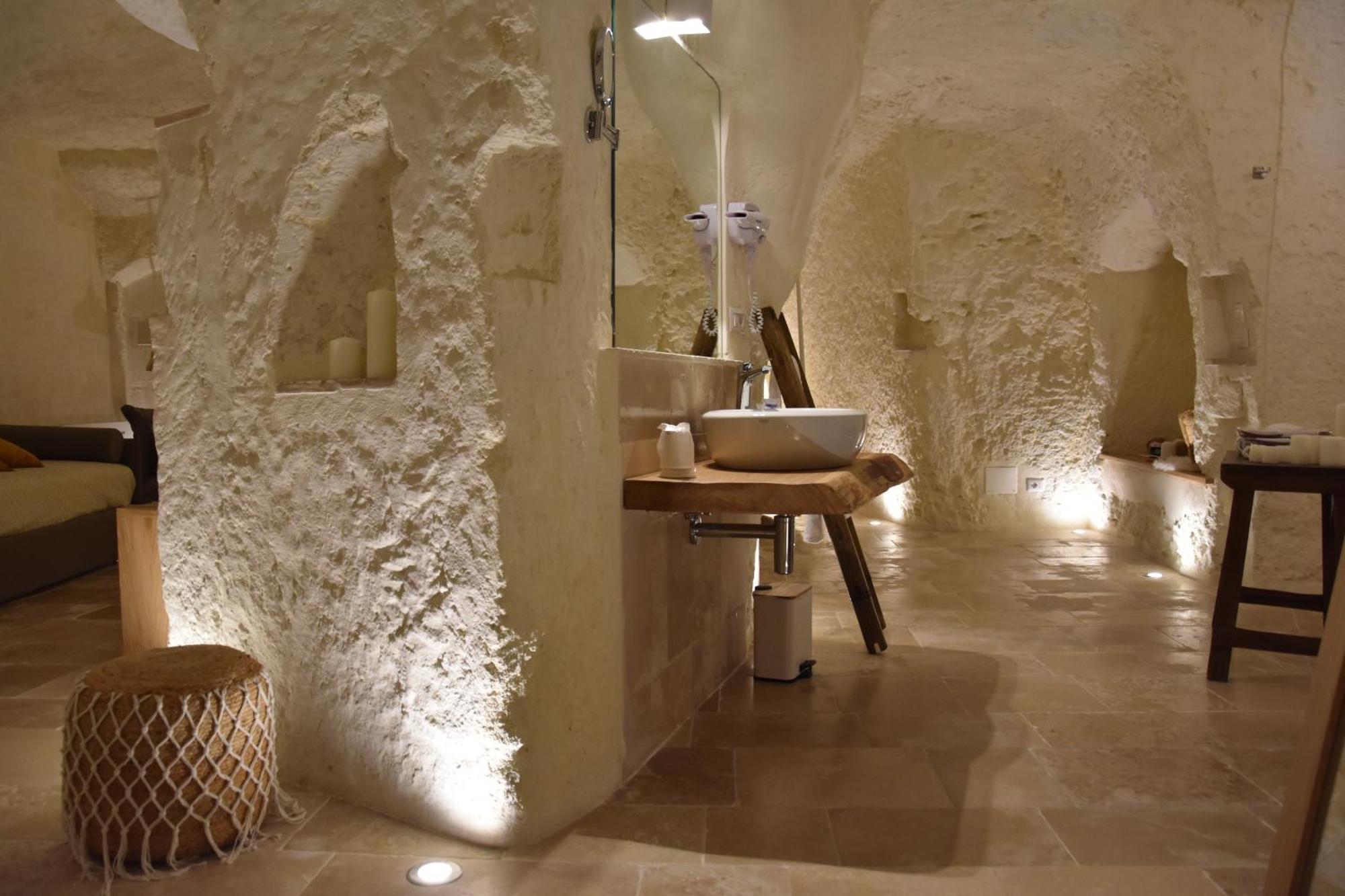 Junior Suite Cave,1518087589:JPEG