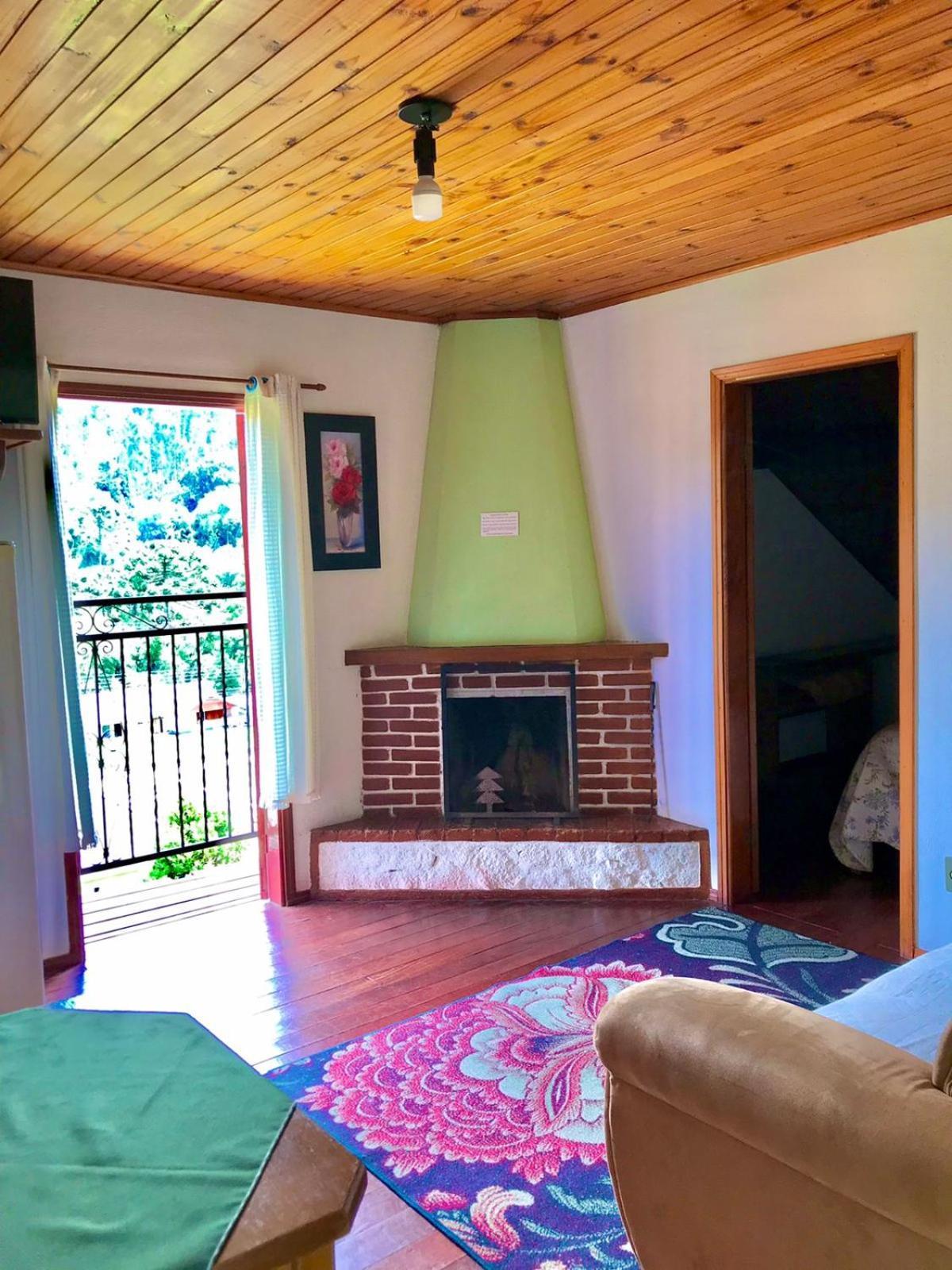 Superior Family Room,1518428962:JPEG