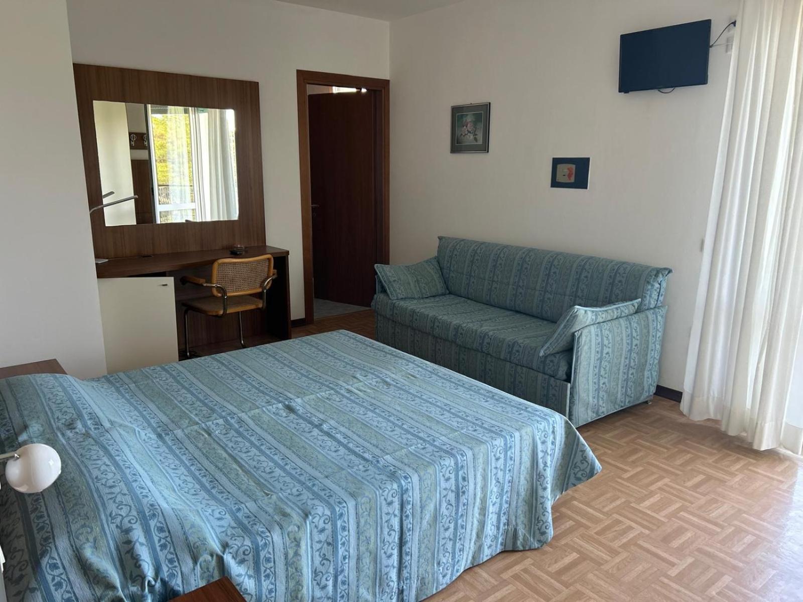 Triple Room Balcony