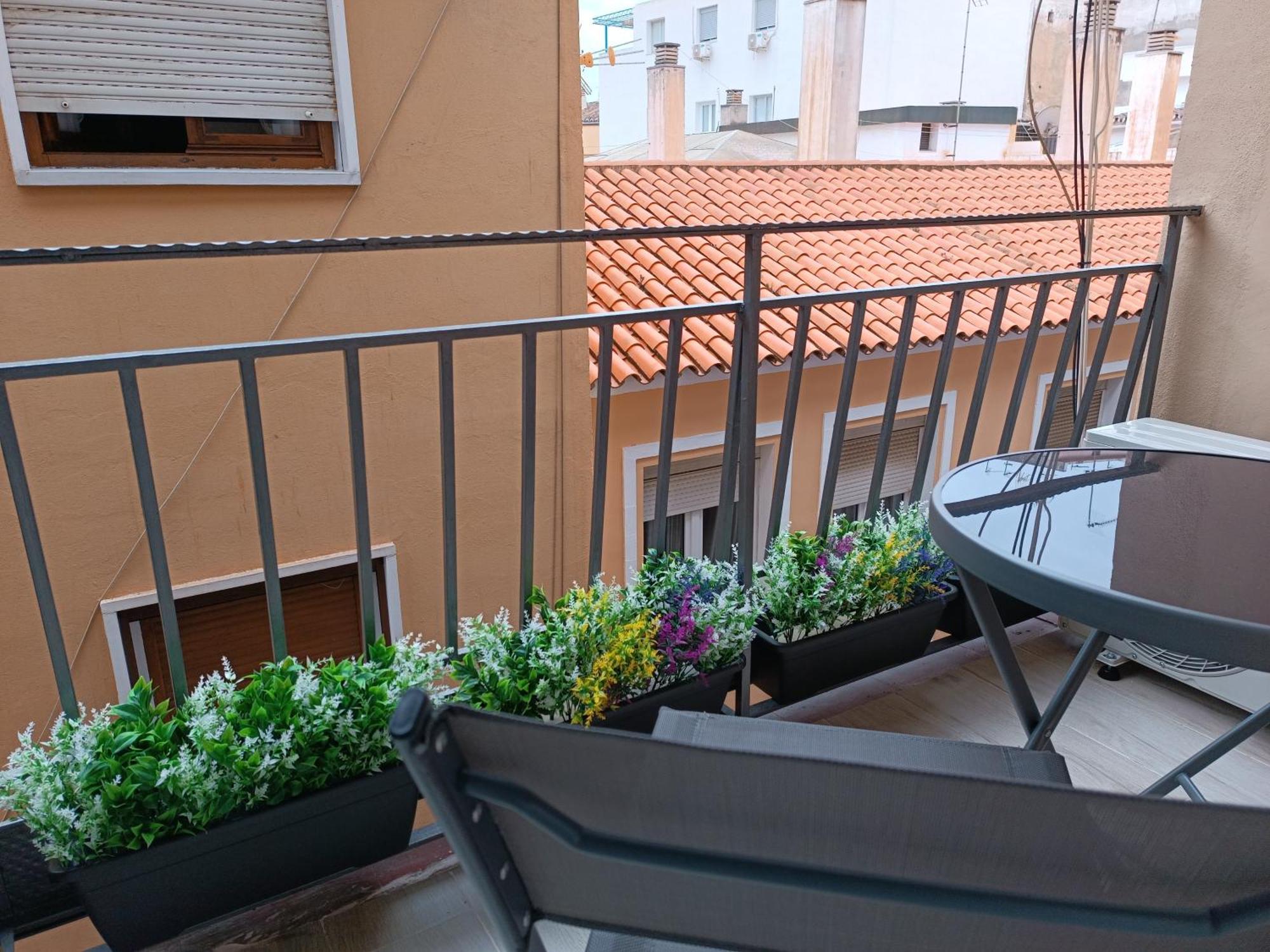 Deluxe Double Room Balcony,1519097296:JPEG